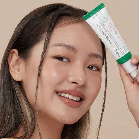 The 4 Cosmic Skincare Trends That'll Have You Shining Like a Star!