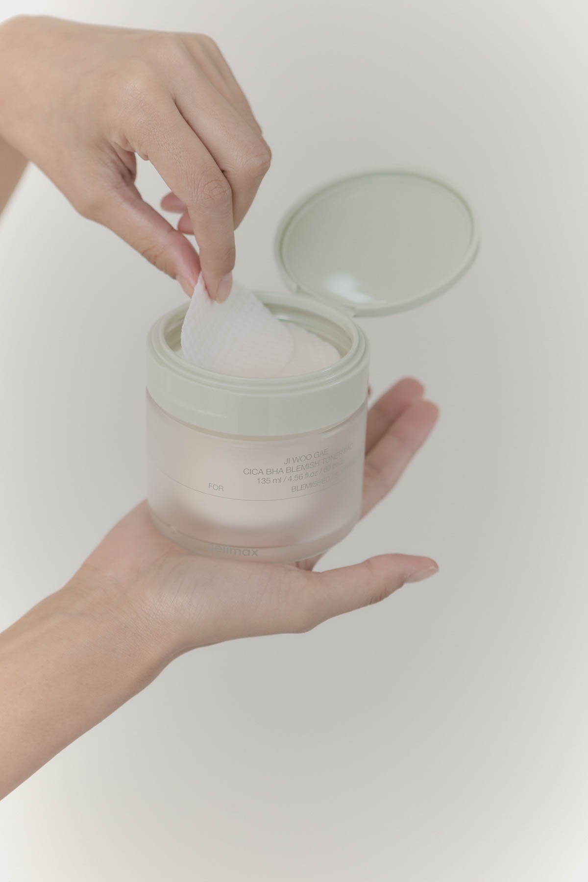 [celimax] Ji Woo Gae Cica BHA Blemish Toner Pad 60pad image 10