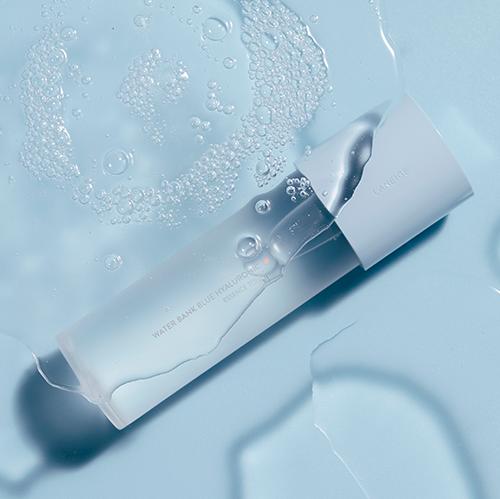 [Laneige] Water Bank Blue Hyaluronic Essence Toner 160ml (for Normal to Dry skin) image 2