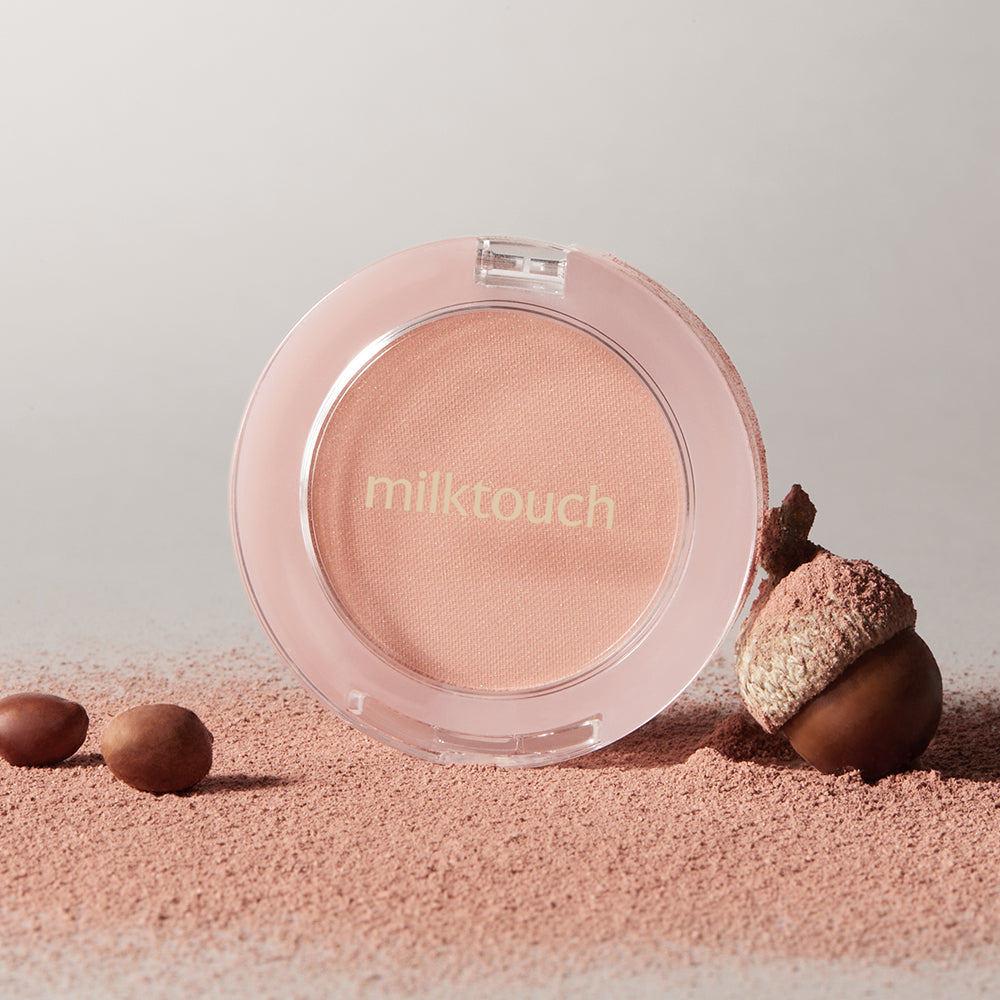 [milktouch] Tone-On Blusher # 01Toasted Nuts 3g image 2