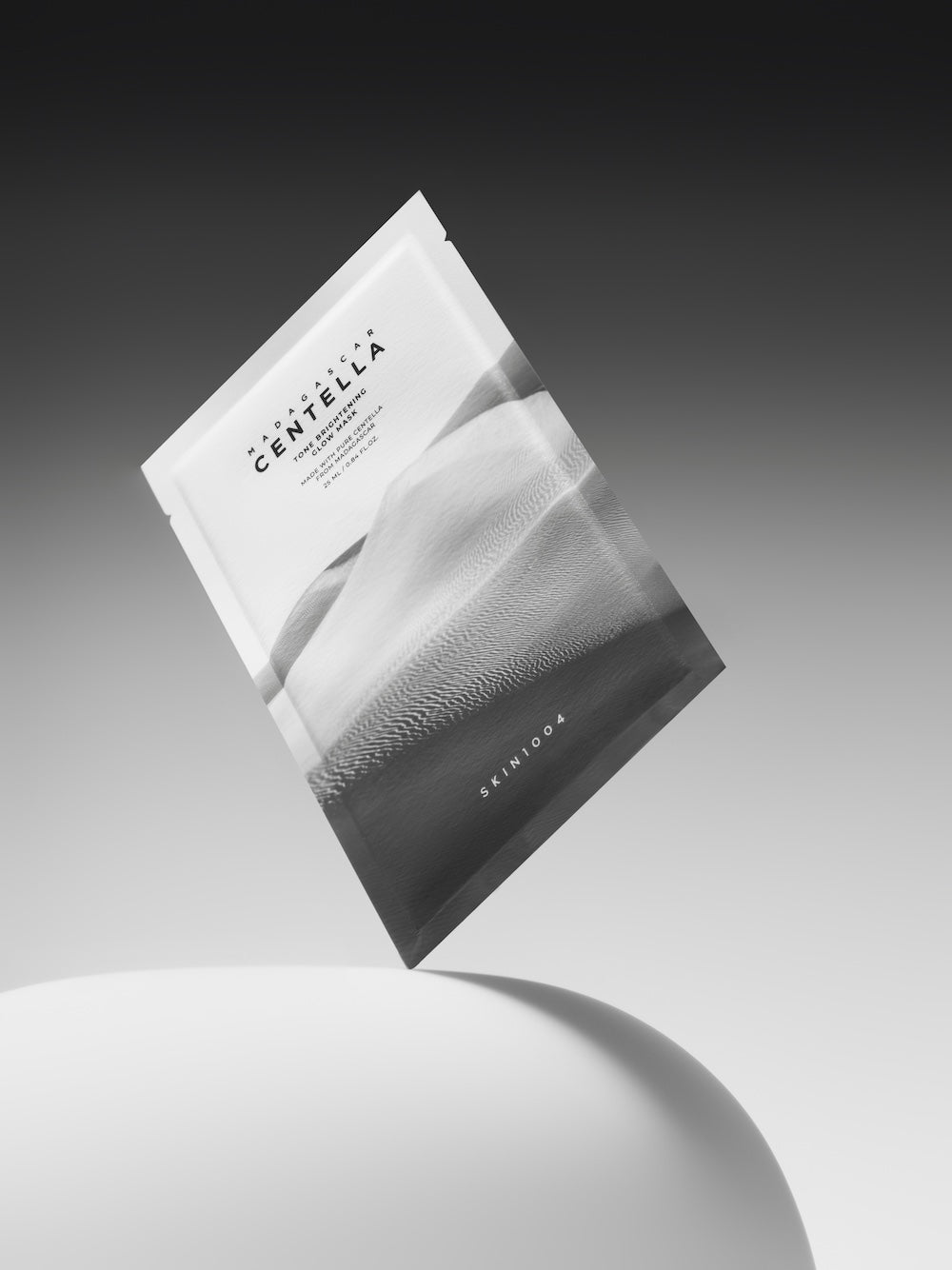 [Skin1004] Madagascar Centella Tone Brightening Glow Mask - 2 Size image 14